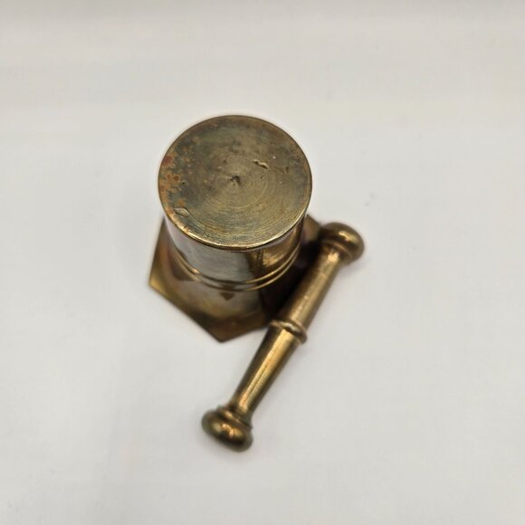 Vintage Brass Mortar & Pestle Set Pharmacy apothecary Potions Spells - Picture 5 of 6